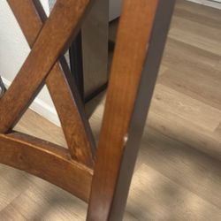 Moving need gone expandable  dining table with 8 chairs 