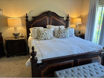 Real Wood! Real American made. Built for a lifetime. King size Bedroom suite