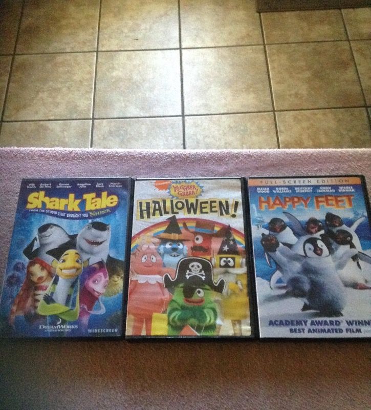 Movies,DVD,kids movies,shark tale,yo Gabba Gabba,happy feet.