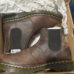 Dr. Martens Casual Boots