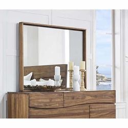 Rivina King Bedroom Collection 5 piece set for Sale in Schaumburg
