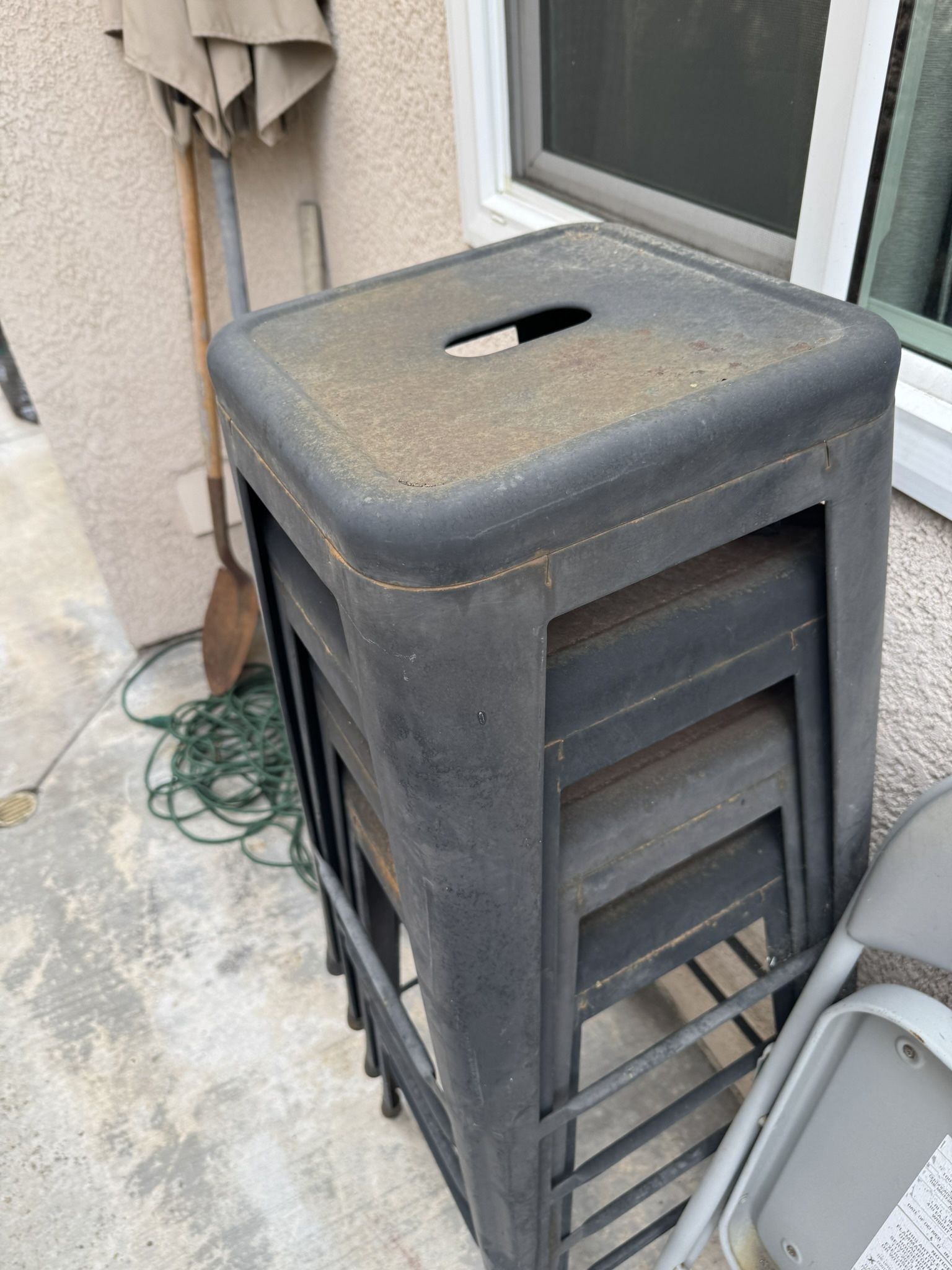 Free! Set Of 4 Metal Stools