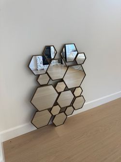 Decorative mirror