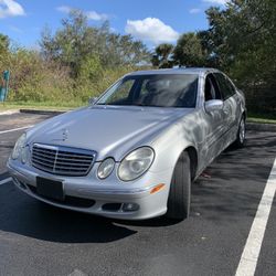 2005 Mercedes-Benz E320 4Matic