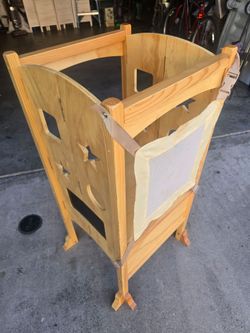 Guidecraft Classic Kitchen Helper Toddler Tower