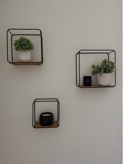 Set of 3 Modern Floating Wall Shelves