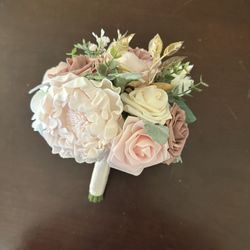 Lings Moment Bridesmaid Bouquet
