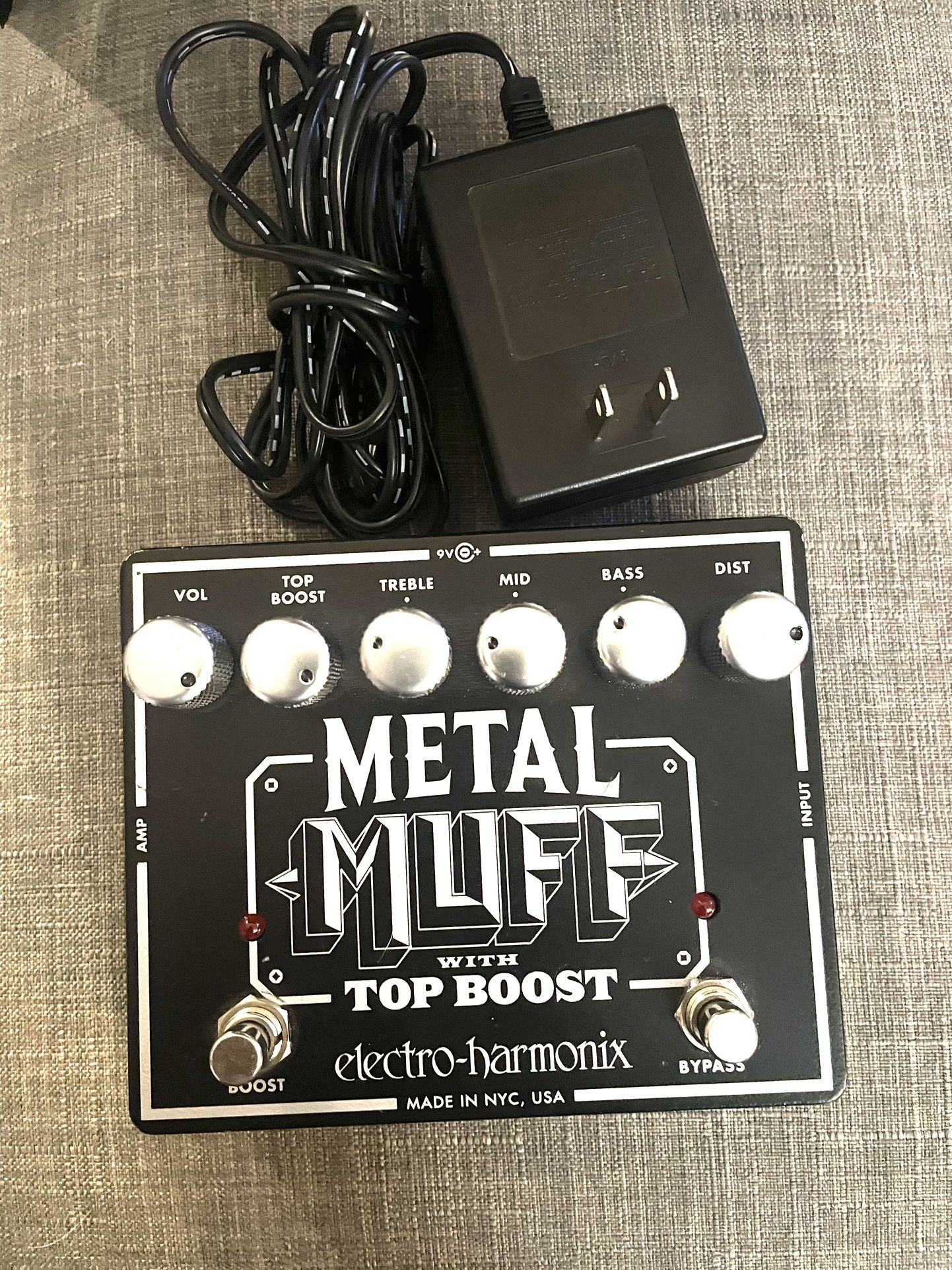 Electro-Harmonix Metal Muff Distortion with Top Boost W/ Power Adapter