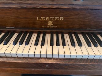 Lester upright piano
