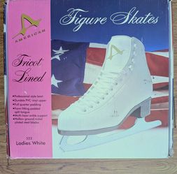 New In Box American Athletic Girls' Tricot Padded Lined Figure Ice Skates Size 5