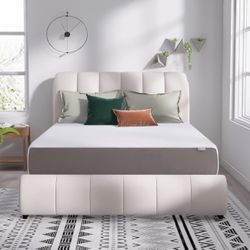 Queen Sized Memory Foam Mattress With 2 Pcs Metal Foundation/metal Box Spring. 