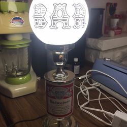 Vintage Budweiser Lamp With Skeleton Key Switch