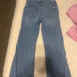 Woman’s 7jeans Size 27
