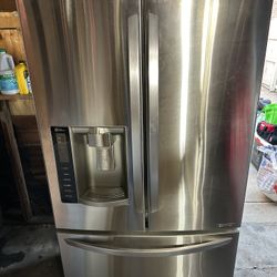 LG Refrigerator 
