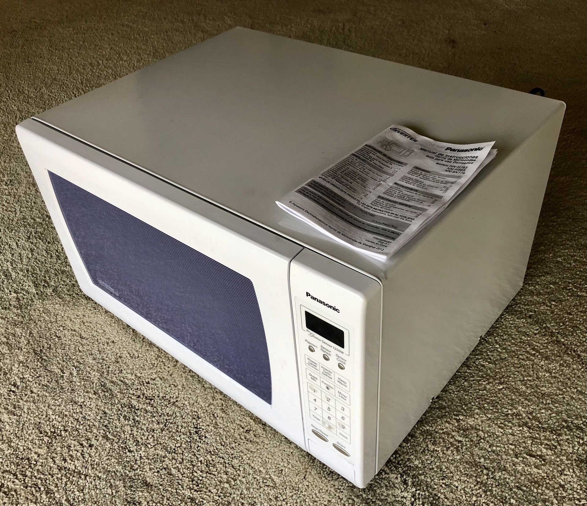 Panasonic 2.2 Cu. Ft., 1250W Countertop Microwave Oven NNH965WFX