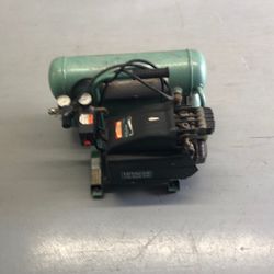 Air Compressor 