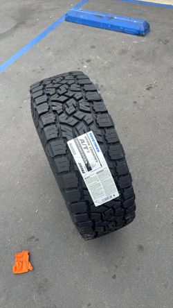 35/12.5/17 Toyo AT3 In Stock