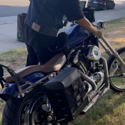 Sportster 2004+ Lepera cobra seat