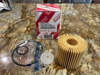 2 OEM Toyota Oil Filters Brand New