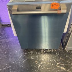 Cafe Dishwasher 💥💥💥💥