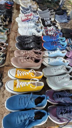 Tenis, guaraches,zapatos y botas de mujer