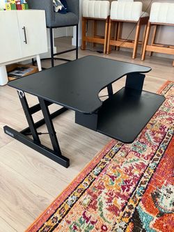 Rocelco standing/sitting Desk Stand
