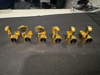 Charvel gold tuners