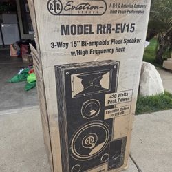 Floor SPEAKER- 3 Way 15"  Custom Eviction Series