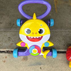 Kids, Baby Shark Walking Toy