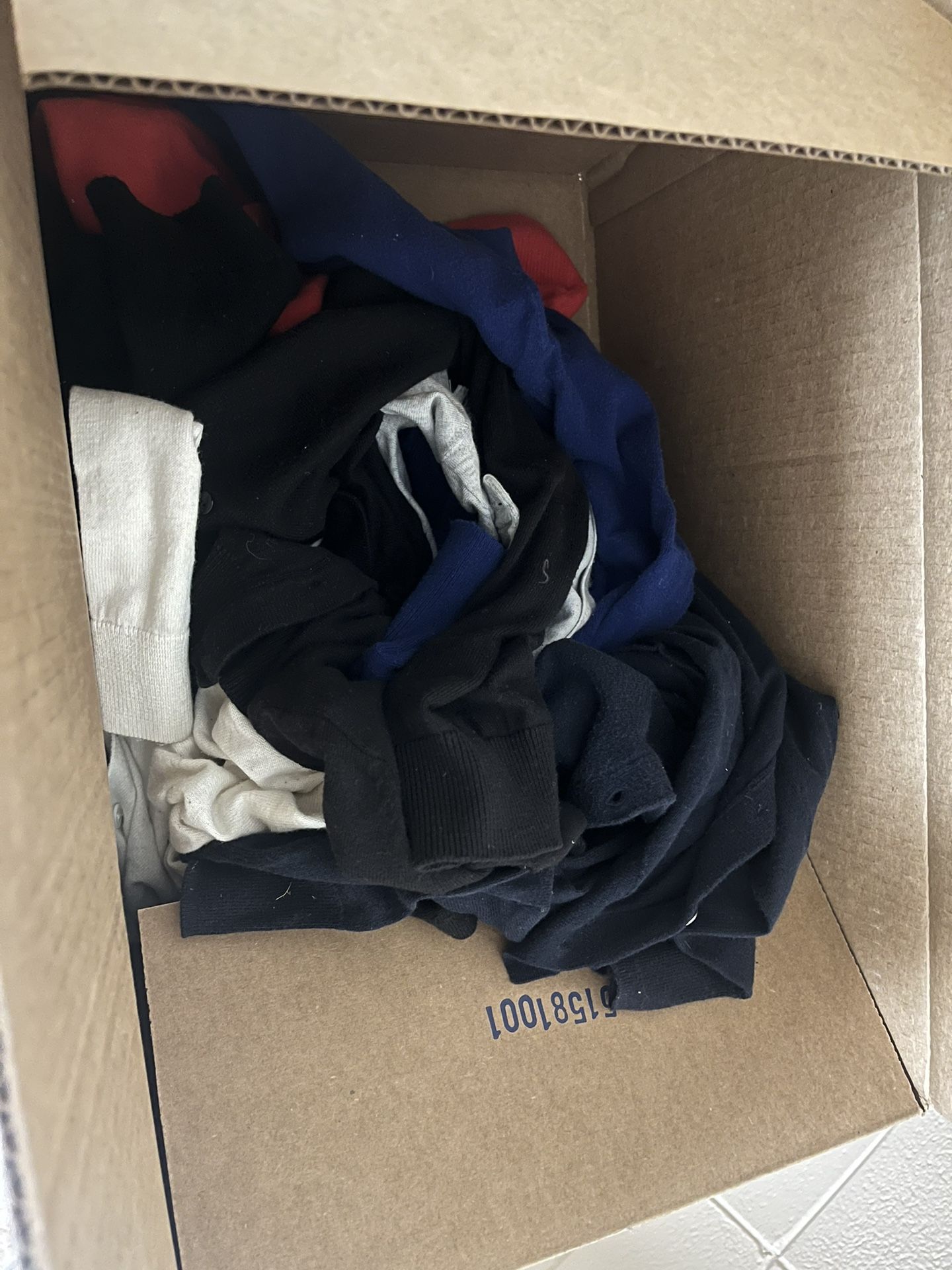 A lot of seven women’s XS button-down cardigans