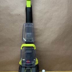 Like New, Excellent condition  Bissell Turboclean Powerbrush  Lightweight Pet Carpet Cleaner