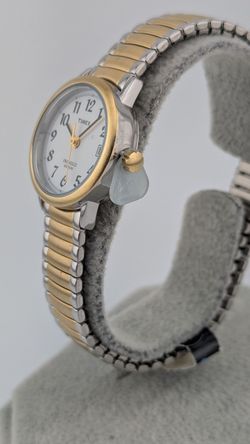 ⌚ Brand New Timex Watch – Two-Tone Expansion Bracelet