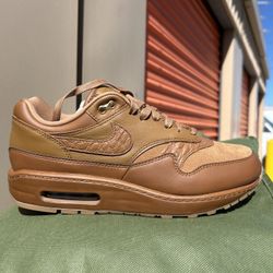 New Wmns Nike Air Max 1 ‘87 Size 10.5