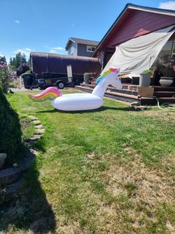 Large UNICORN Floaty