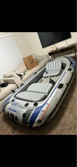 inflatable boat