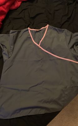 Scrub set
