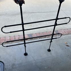 Like New SUV Extendable Dog Barrier 