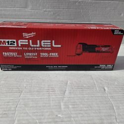 Milwaukee M12 Fuel 12-volt Brushless Oscillating Multi-tool(Tool Only)