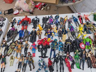 Yard sale tomorrow by socorro at 7am