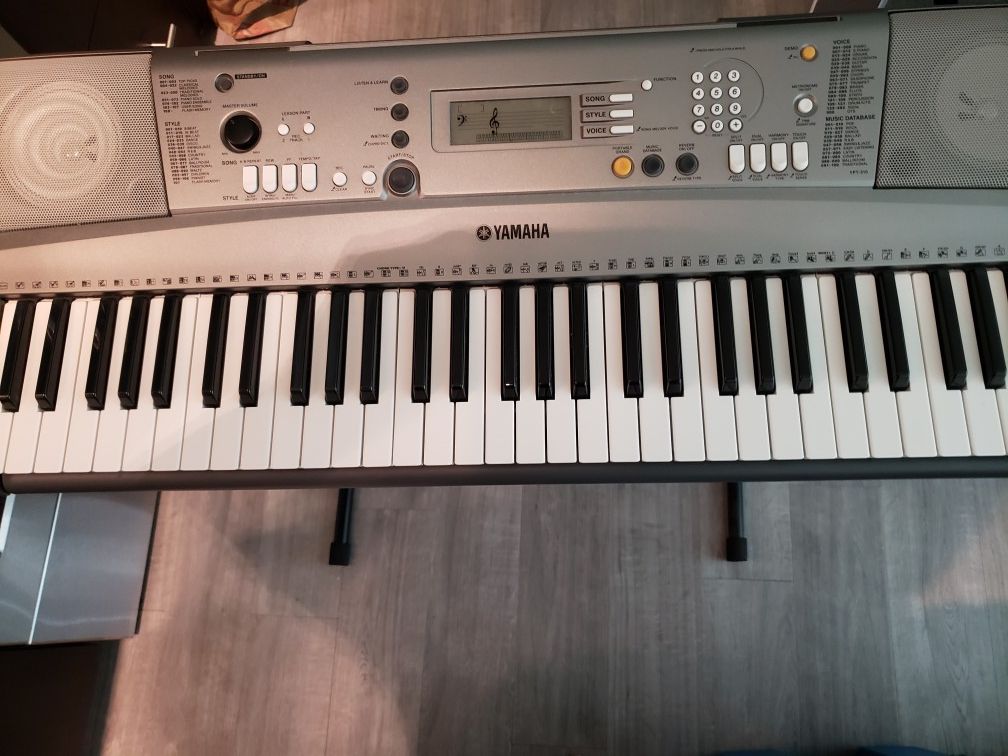 Yamaha Portatone electronic keyboard