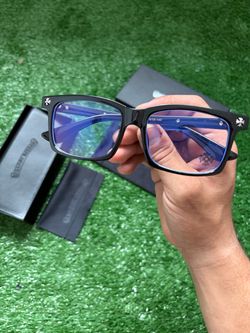 Chrome Glasses Black (I CAN DELIVERRR!)