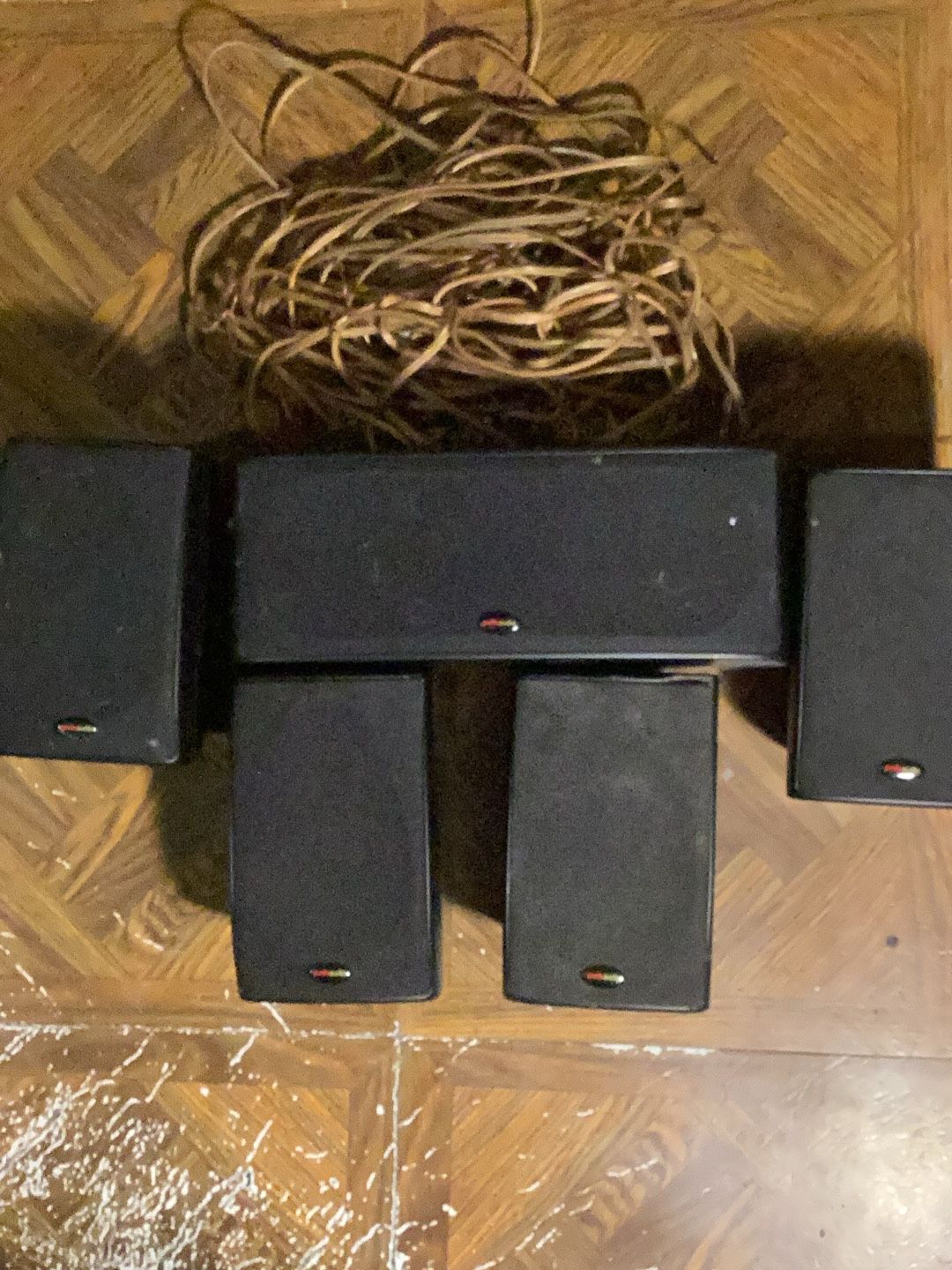 5 Audio Speakers 