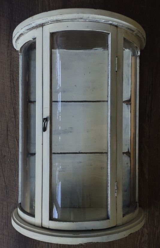 Small Shabby Chic Display Case.