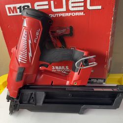 Milwaukee M18 Fuel 21-degree Framing Nailer#2744-20 Tool Only (used)