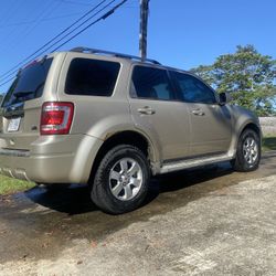 2010 Ford Escape