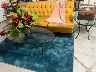 Vintage couch floor rug 2 tables base flowers and vintage box all 1 set