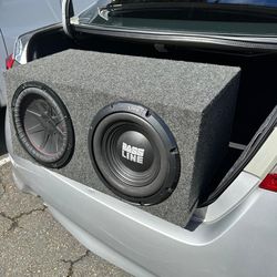 The speakers are 12 inches and are in good condition.