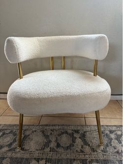 Arm chair