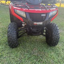2020 570 Tracker Off-Road Four Wheeler