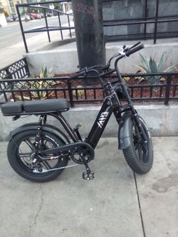 Tst r7 like new only road  5 times